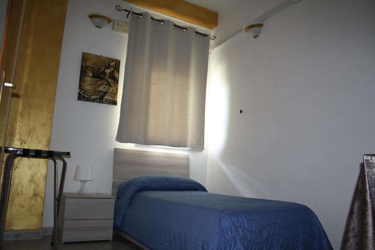 B&B Borgo Pileri Mazzarino Eksteriør bilde